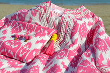 Pink Kiss beach clutch